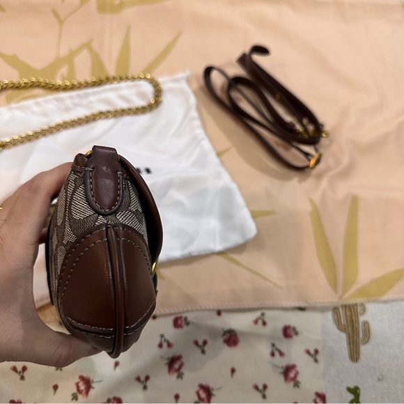 Coach Soho Series Pea Buns - Picture 2 of 8